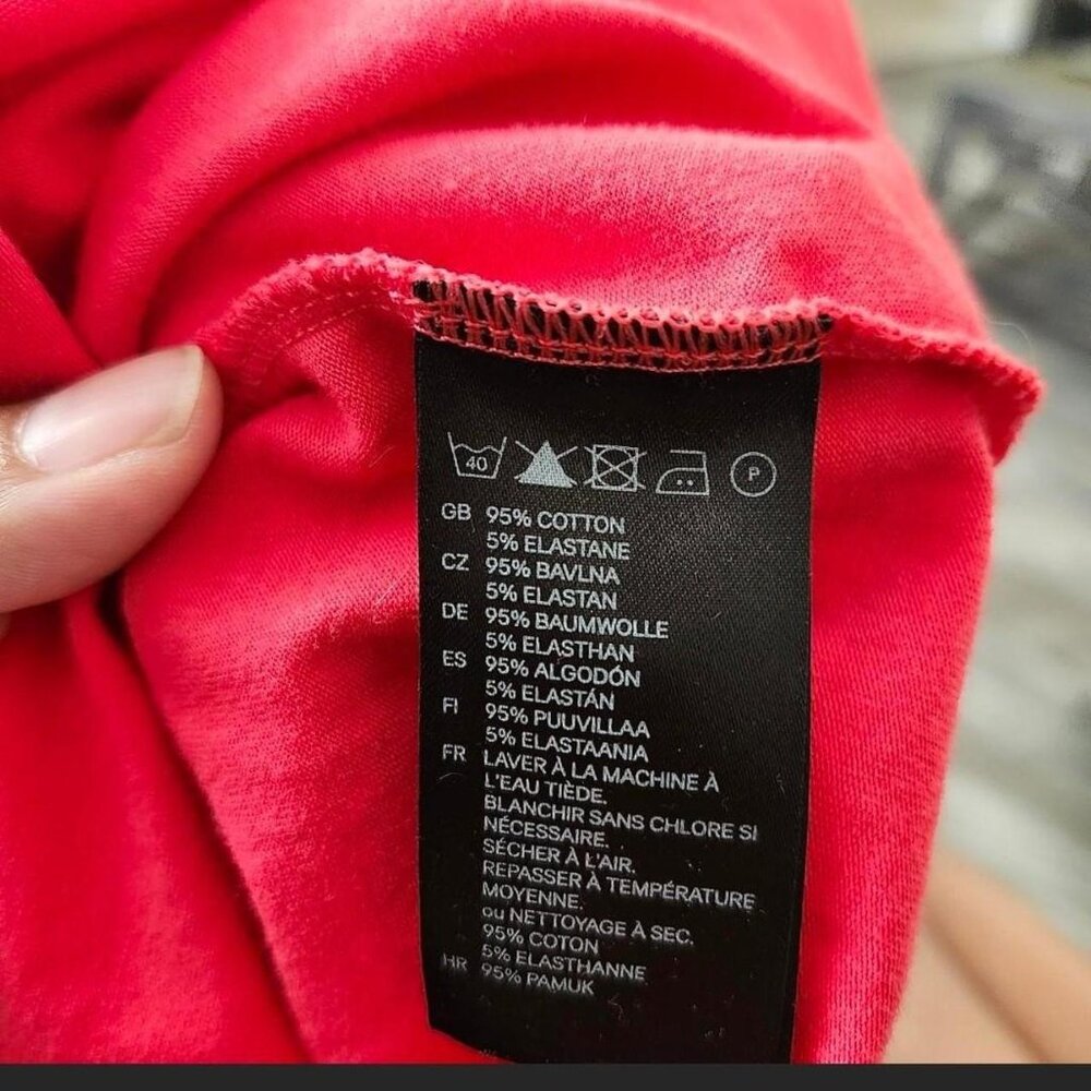NWOT H&M hot pink bodycon mini dress. Size small - Picture 3 of 5
